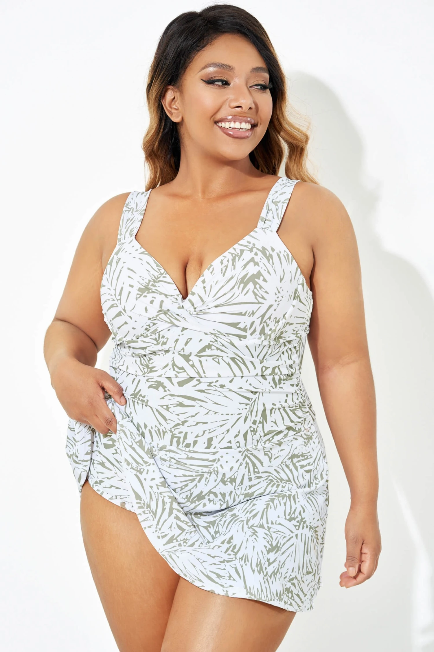 Fashionable Leaf Printed Twist Front Underwire Swimdress 5 Fashionable Leaf Printed Twist Front Underwire Swimdress - Image 5