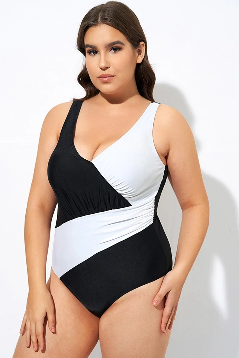 Black And White Plunge V-neckline One Piece Swimsuit 6 Black And White Plunge V-neckline One Piece Swimsuit - Image 6